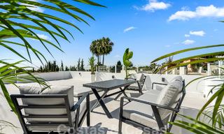 Penthouse moderne rénové à vendre dans la vallée du golf de Nueva Andalucia, Marbella 56703 