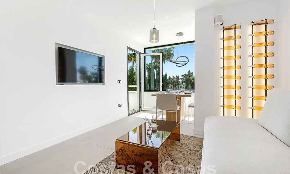 Penthouse moderne rénové à vendre dans la vallée du golf de Nueva Andalucia, Marbella 56713