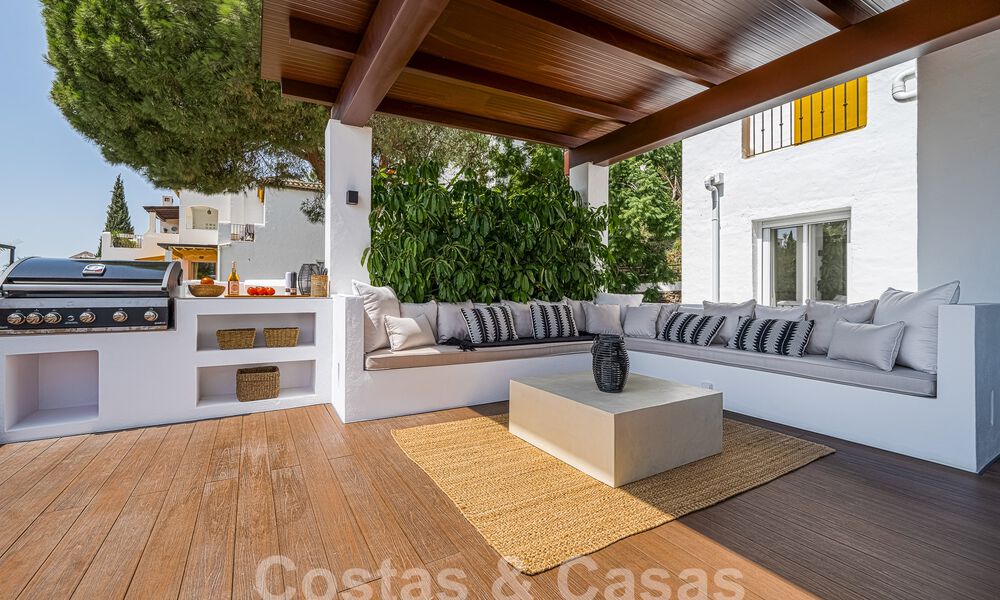 Appartement de luxe à vendre, prêt à être emménagé, avec terrasse et vue sur la mer à Marbella - Benahavis 57284