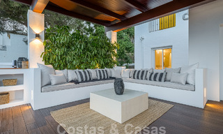 Appartement de luxe à vendre, prêt à être emménagé, avec terrasse et vue sur la mer à Marbella - Benahavis 57310 