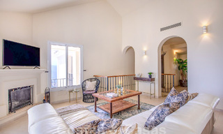 Villa de luxe espagnole à vendre avec vue panoramique sur la mer dans une communauté fermée sur les collines de Marbella 57314 
