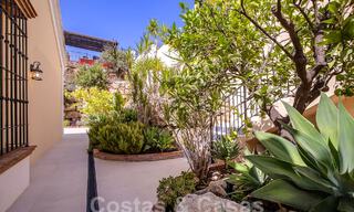 Villa de luxe espagnole à vendre avec vue panoramique sur la mer dans une communauté fermée sur les collines de Marbella 57315 