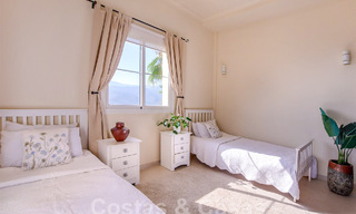 Villa de luxe espagnole à vendre avec vue panoramique sur la mer dans une communauté fermée sur les collines de Marbella 57325 