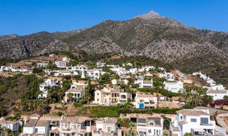 Villa de luxe espagnole à vendre avec vue panoramique sur la mer dans une communauté fermée sur les collines de Marbella 57346 