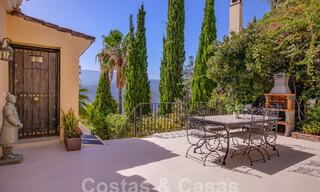 Villa de luxe espagnole à vendre avec vue panoramique sur la mer dans une communauté fermée sur les collines de Marbella 57349 
