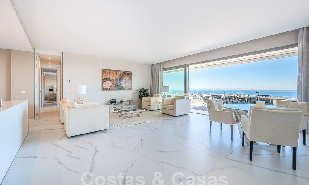 Appartement de charme à vendre avec vue panoramique sur la mer, dans un complexe fermé sur les colline s de Marbella - Benahavis 57739