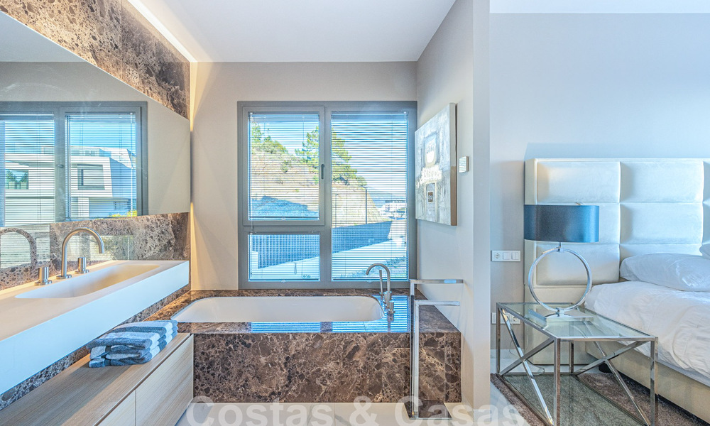 Appartement de charme à vendre avec vue panoramique sur la mer, dans un complexe fermé sur les colline s de Marbella - Benahavis 57746