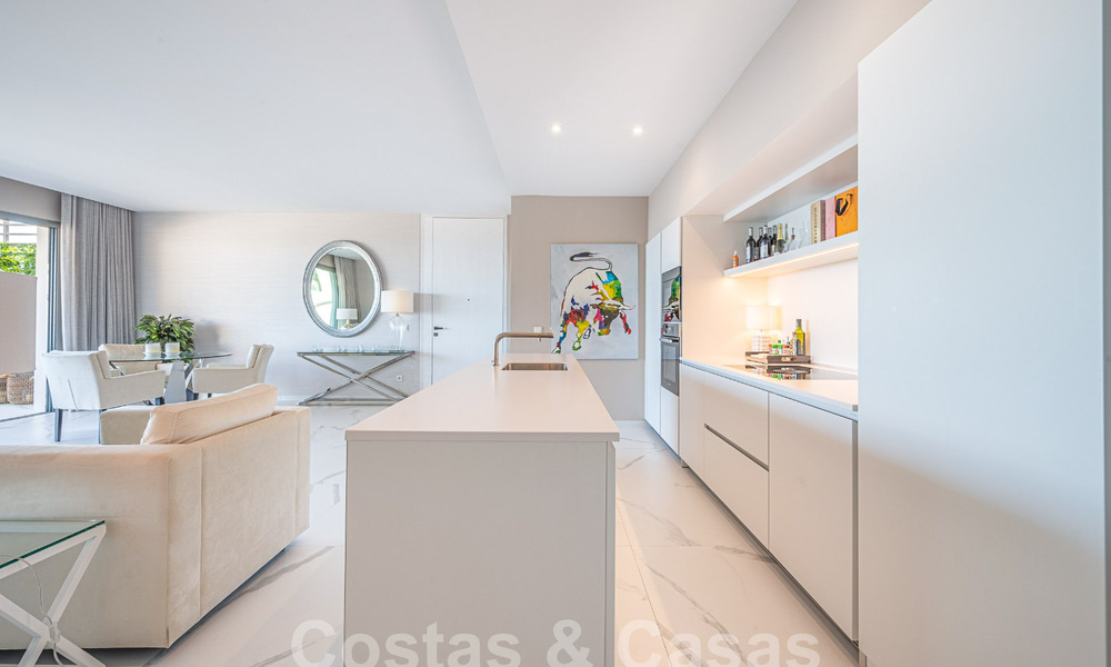 Appartement de charme à vendre avec vue panoramique sur la mer, dans un complexe fermé sur les colline s de Marbella - Benahavis 57748