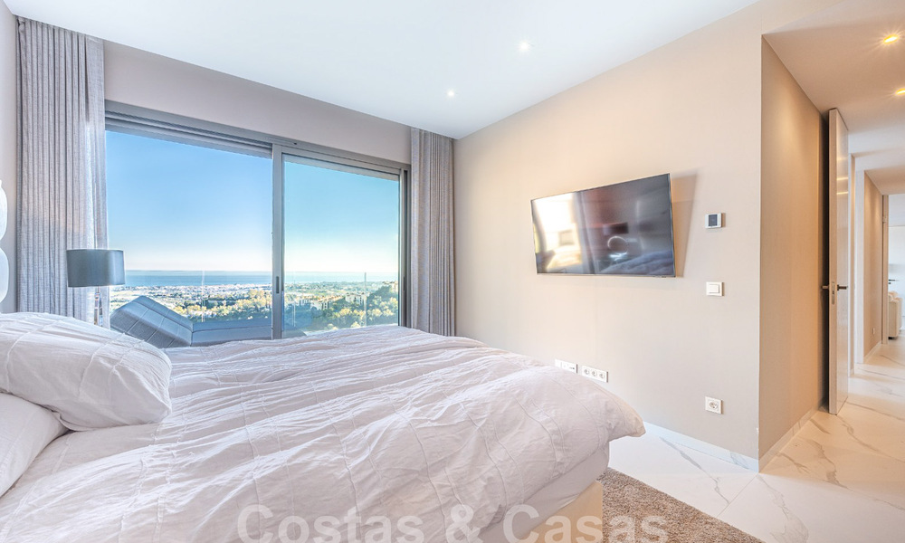 Appartement de charme à vendre avec vue panoramique sur la mer, dans un complexe fermé sur les colline s de Marbella - Benahavis 57764