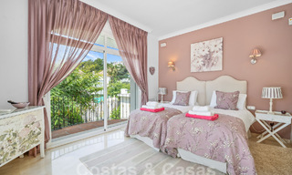 Villa de luxe de style espagnol classique à vendre dans le complexe golfique protégé de La Quinta, Marbella - Benahavis 58250 