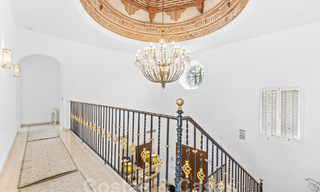 Villa de luxe de style espagnol classique à vendre dans le complexe golfique protégé de La Quinta, Marbella - Benahavis 58255 