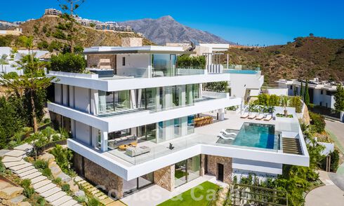 Villa de luxe à vendre dans un complexe de golf exclusif et fermé avec vue panoramique à La Quinta, Marbella - Benahavis 59074