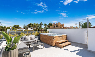 Villa moderniste à vendre à deux pas de la plage près de Puerto Banus à Marbella 58944 