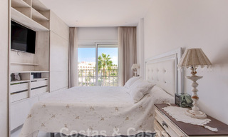 Penthouse à vendre avec solarium et vue à 360°, à deux pas de la plage et du centre de Puerto Banus, Marbella 59050 