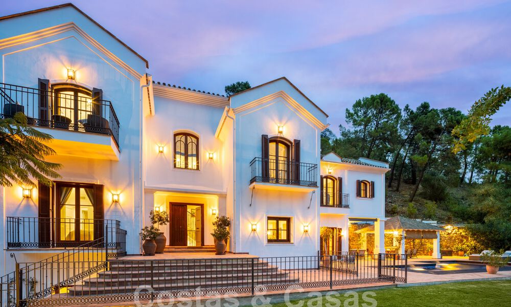 Villa méditerranéenne de luxe à vendre dans une communauté fermée à El Madroñal, Marbella - Benahavis 59496
