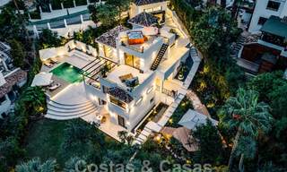 Villa de luxe rénovée de caractère avec vue sur la mer dans une communauté fermée à vendre à Nueva Andalucia, Marbella 60014 