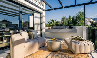 Villa de luxe rénovée de caractère avec vue sur la mer dans une communauté fermée à vendre à Nueva Andalucia, Marbella 60015 