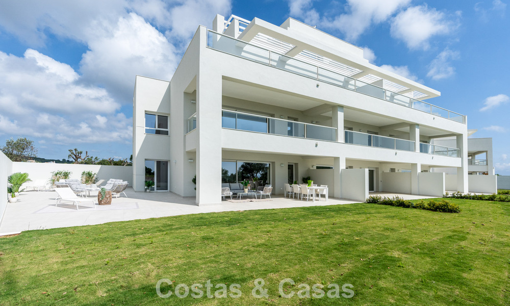 Développement exclusif d'appartements neufs en front de golf à vendre à San Roque, Costa del Sol 60284