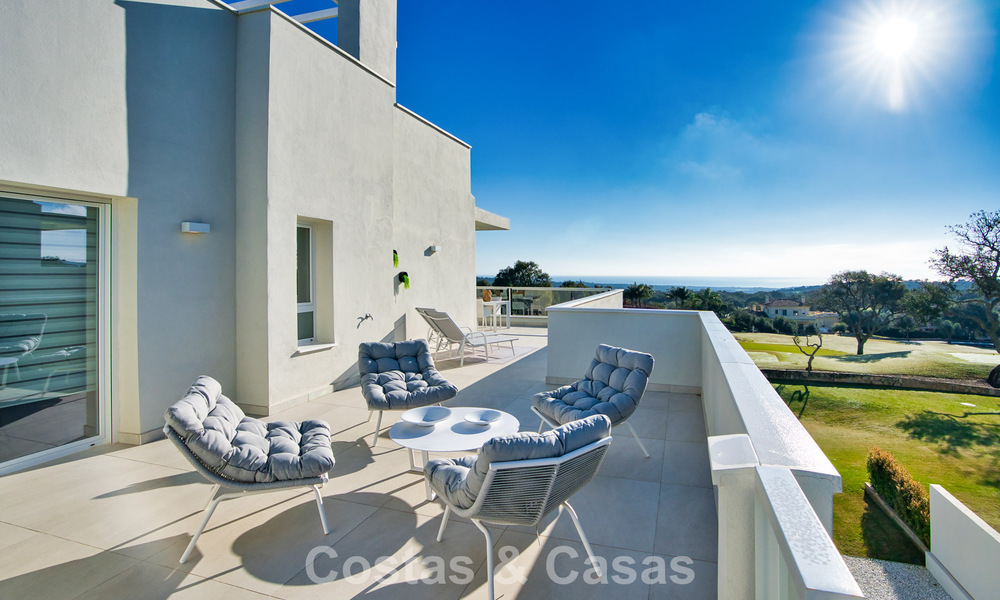 Développement exclusif d'appartements neufs en front de golf à vendre à San Roque, Costa del Sol 60328