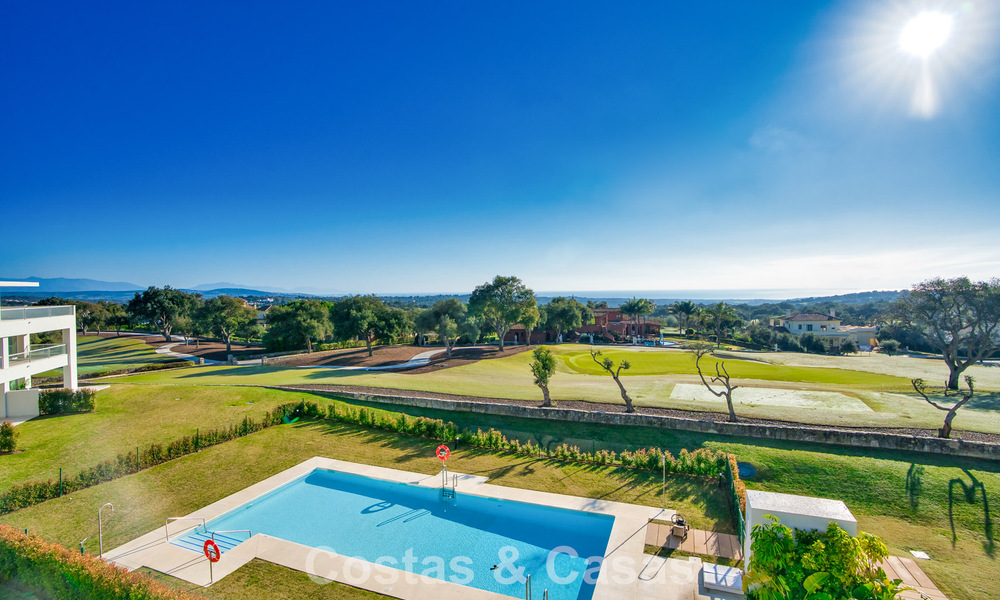 Développement exclusif d'appartements neufs en front de golf à vendre à San Roque, Costa del Sol 60334