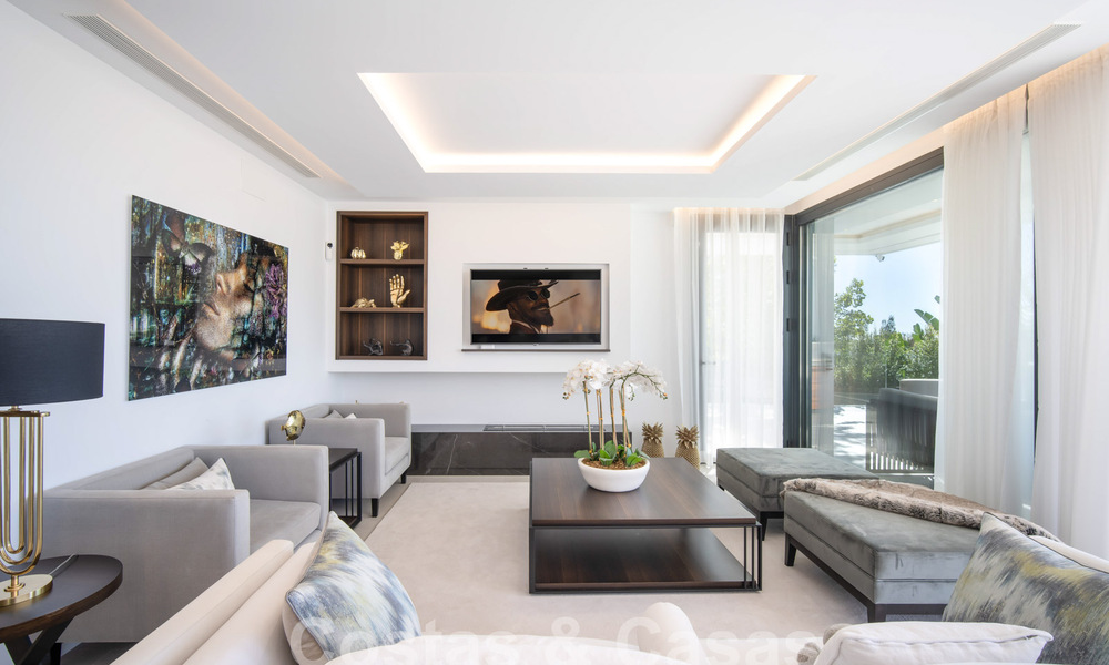 Villa de luxe sophistiquée à l'architecture ultramoderne à vendre dans la vallée du golf de Nueva Andalucia, Marbella 60577