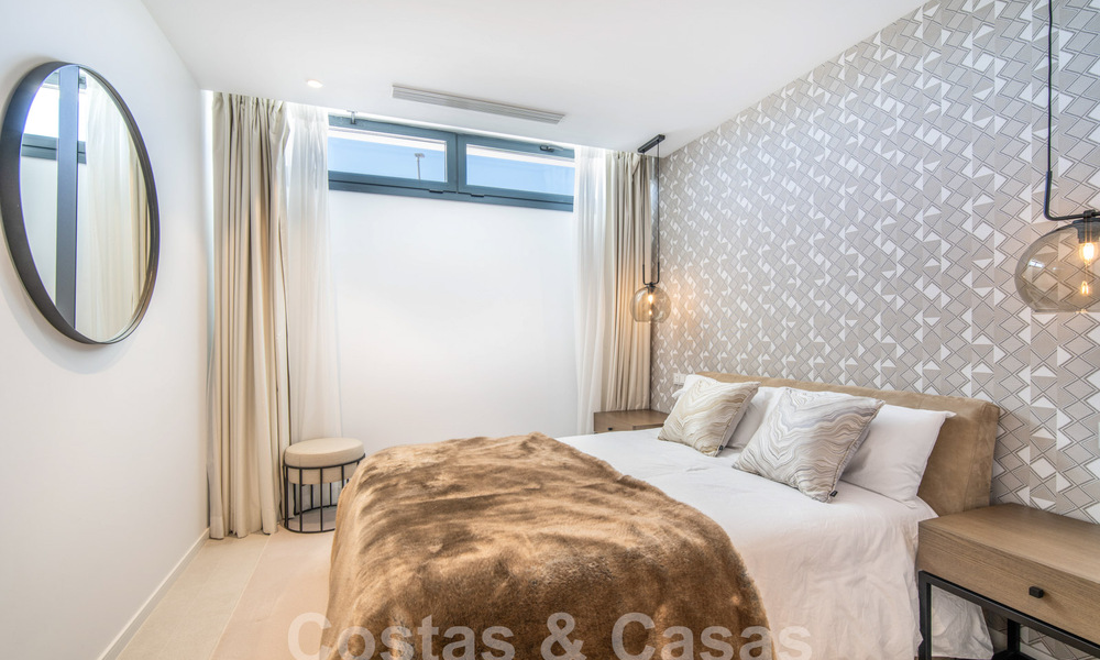 Villa de luxe sophistiquée à l'architecture ultramoderne à vendre dans la vallée du golf de Nueva Andalucia, Marbella 60596