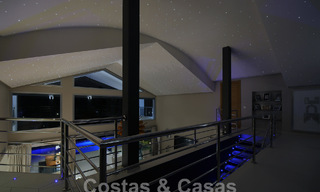 Villa de luxe moderne à vendre avec vue sur le golf à Nueva Andalucia, Marbella 60777 