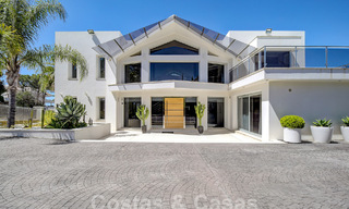 Villa de luxe moderne à vendre avec vue sur le golf à Nueva Andalucia, Marbella 60779 