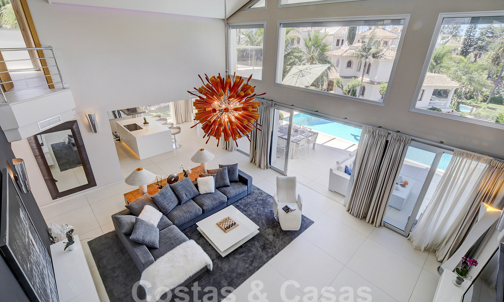 Villa de luxe moderne à vendre avec vue sur le golf à Nueva Andalucia, Marbella 60798