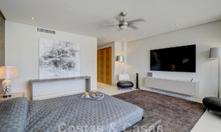 Villa de luxe moderne à vendre avec vue sur le golf à Nueva Andalucia, Marbella 60822 