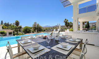 Villa de luxe moderne à vendre avec vue sur le golf à Nueva Andalucia, Marbella 60838 