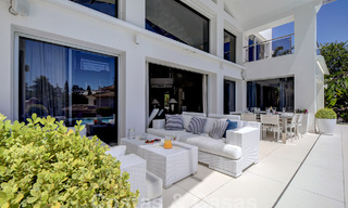 Villa de luxe moderne à vendre avec vue sur le golf à Nueva Andalucia, Marbella 60839 