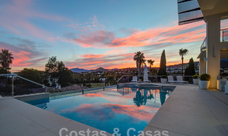 Villa de luxe moderne à vendre avec vue sur le golf à Nueva Andalucia, Marbella 60840 
