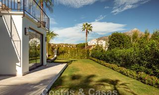 Villa de luxe au design moderne et méditerranéen avec vue sur la mer à Nueva Andalucia, Marbella 60984 