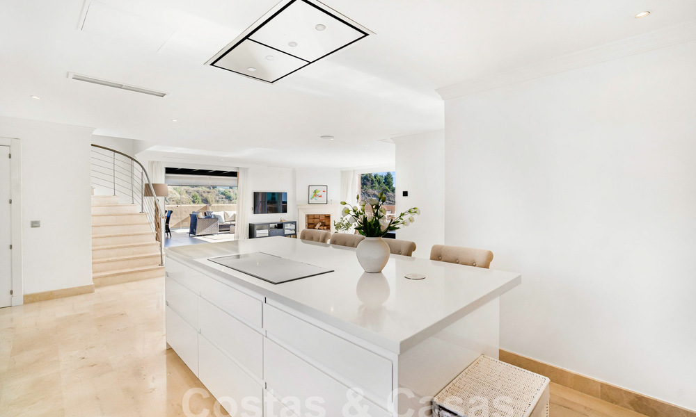 Penthouse de luxe à vendre avec vue sur la mer dans un complexe 5 étoiles à Nueva Andalucia, Marbella 60875