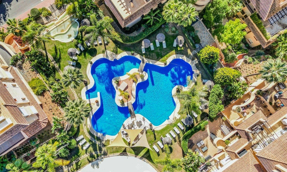 Penthouse de luxe à vendre avec vue sur la mer dans un complexe 5 étoiles à Nueva Andalucia, Marbella 60890