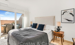 Penthouse de luxe à vendre avec vue sur la mer dans un complexe 5 étoiles à Nueva Andalucia, Marbella 60891 