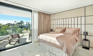 Villa de luxe sophistiquée, prête à être emménagée, à vendre dans la vallée du golf de Nueva Andalucia, Marbella 61325 