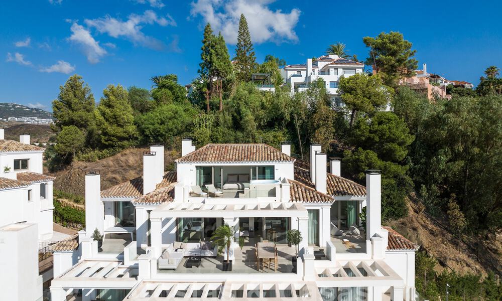 Penthouse de luxe sophistiqué et spacieux à vendre avec vue sur la mer dans un complexe de luxe à Nueva Andalucia, Marbella 61213