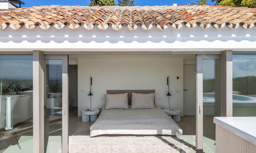Penthouse de luxe sophistiqué et spacieux à vendre avec vue sur la mer dans un complexe de luxe à Nueva Andalucia, Marbella 61243
