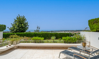 Luxueux appartement à vendre avec vue panoramique sur la mer dans une urbanisation fermée sur le Golden Mile, Marbella 61747 