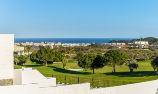 Nouveau développement de villas de luxe modernes à vendre, en front de golf avec vue sur la mer à Mijas, Costa del Sol 62445 