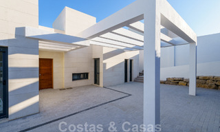 Nouveau développement de villas de luxe modernes à vendre, en front de golf avec vue sur la mer à Mijas, Costa del Sol 62447 