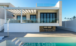 Nouveau développement de villas de luxe modernes à vendre, en front de golf avec vue sur la mer à Mijas, Costa del Sol 62463 