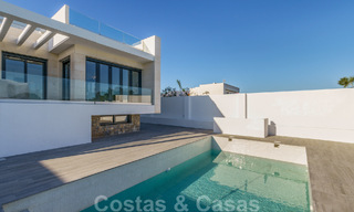 Nouveau développement de villas de luxe modernes à vendre, en front de golf avec vue sur la mer à Mijas, Costa del Sol 62464 