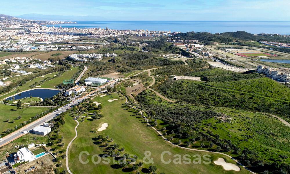 Nouveau développement de villas de luxe modernes à vendre, en front de golf avec vue sur la mer à Mijas, Costa del Sol 62487