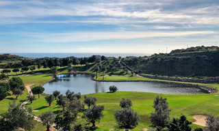Nouveau développement de villas de luxe modernes à vendre, en front de golf avec vue sur la mer à Mijas, Costa del Sol 62488 