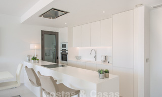 Appartement moderne de 3 chambres à coucher avec terrasses spacieuses à vendre sur le nouveau Golden Mile entre Marbella et Estepona 62491 