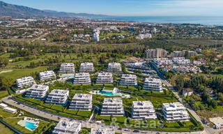 Appartement moderne de 3 chambres à coucher avec terrasses spacieuses à vendre sur le nouveau Golden Mile entre Marbella et Estepona 62503 
