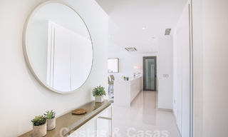 Appartement moderne de 3 chambres à coucher avec terrasses spacieuses à vendre sur le nouveau Golden Mile entre Marbella et Estepona 62512 